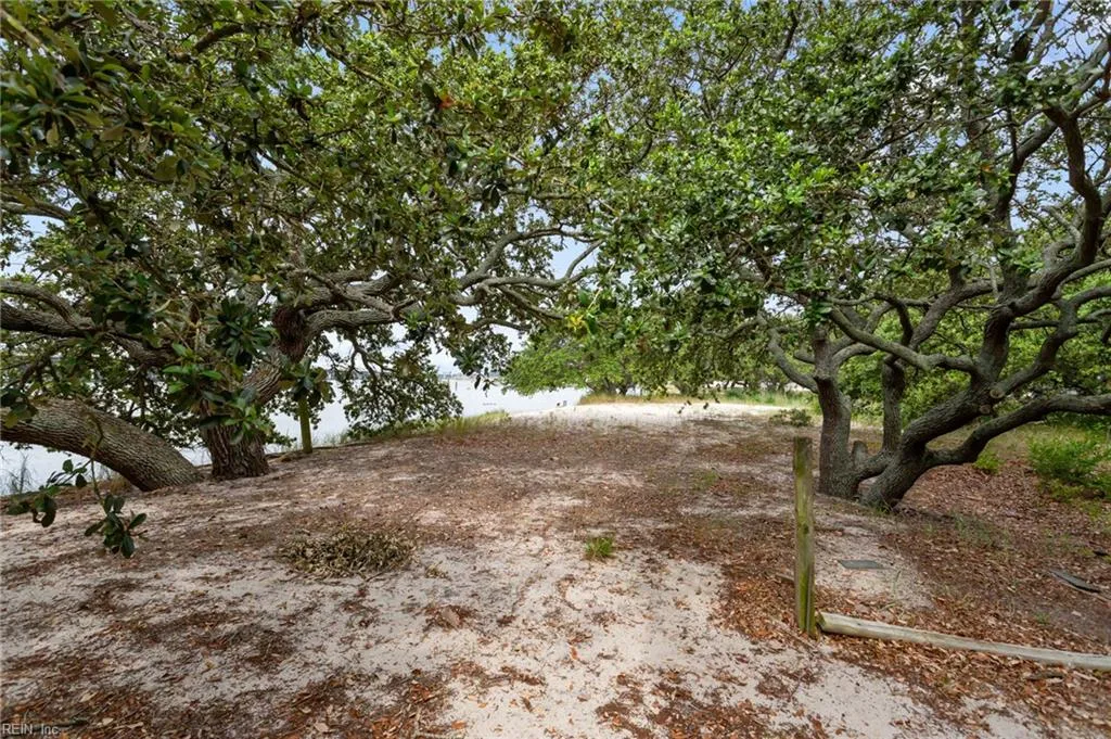 Norfolk, Virginia 23503, United States, 2 Bedrooms Bedrooms, ,2 BathroomsBathrooms,Residential,Active,162190