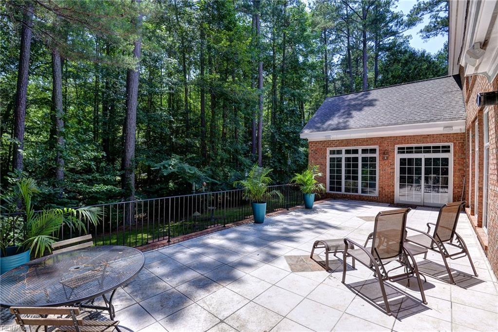 140 Mid Ocean CT