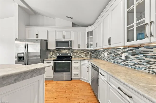 226 Island Cove Court Unit C, photo 5 of 35