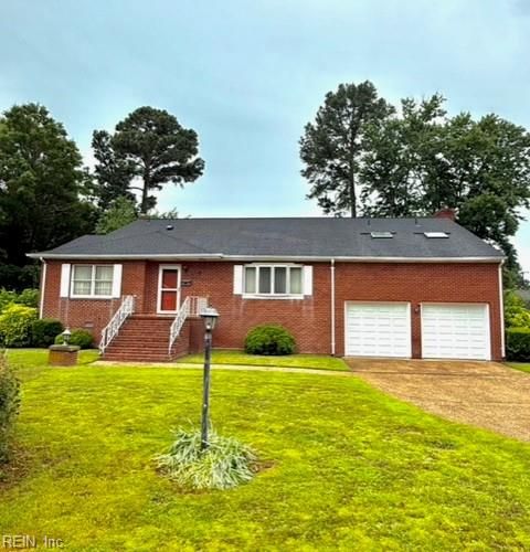 124 Southerland DR Hampton VA 23669