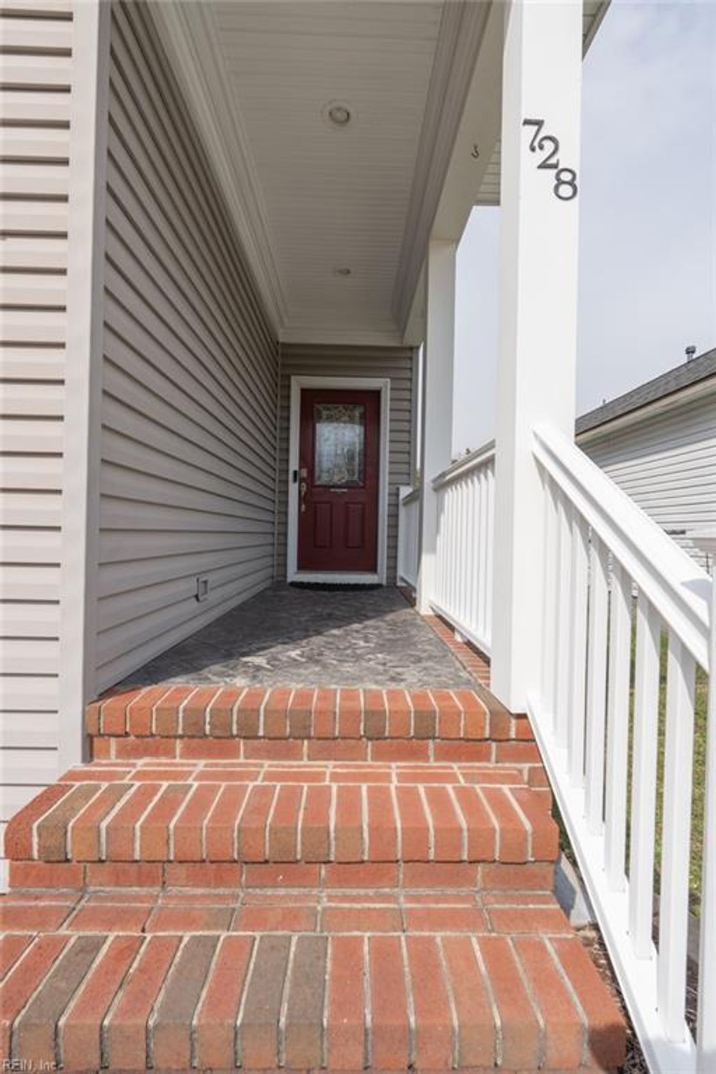 Photo of 728 Luther Street, Chesapeake, VA 23322 (MLS # 10622885)