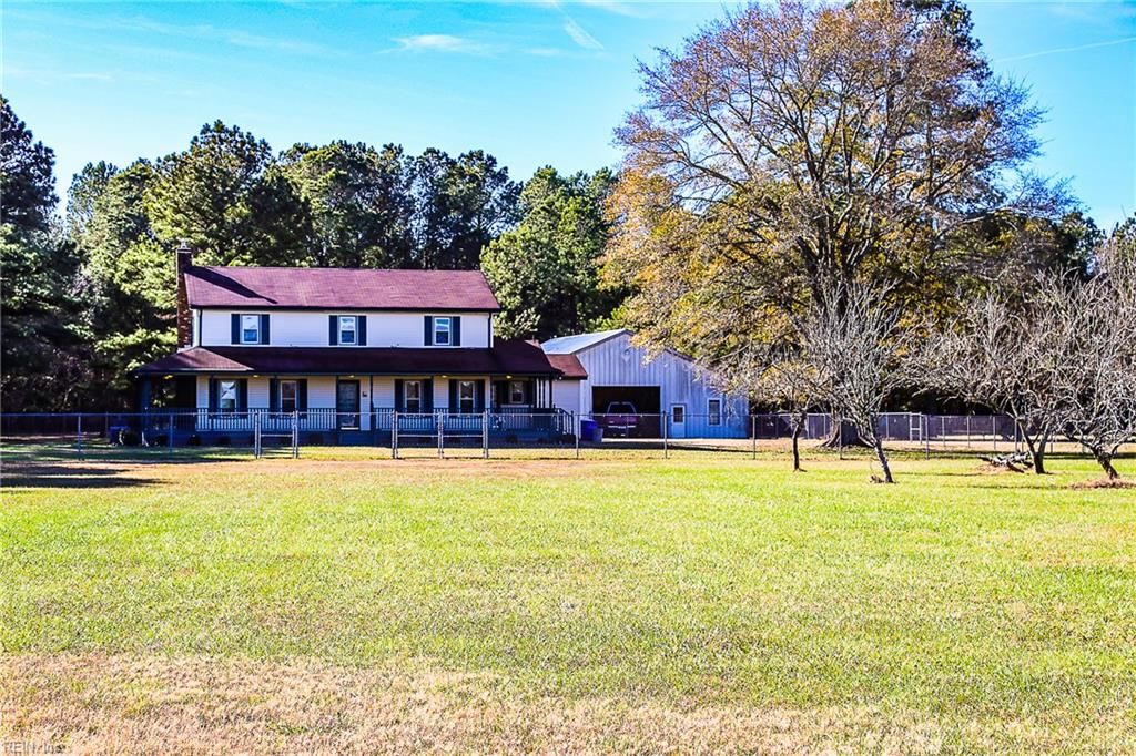 Photo of 163 Greenway Road, Suffolk, VA 23434 (MLS # 10631794)