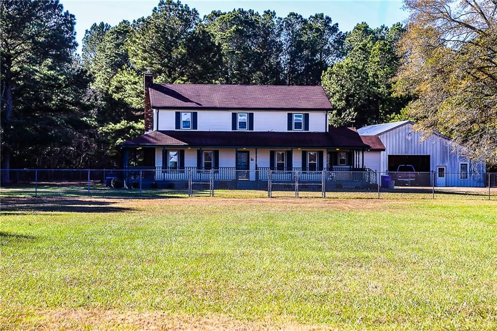 Photo of 163 Greenway Road, Suffolk, VA 23434 (MLS # 10631794)