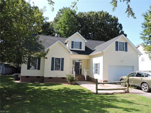 Photo for 8607 East Creek LN