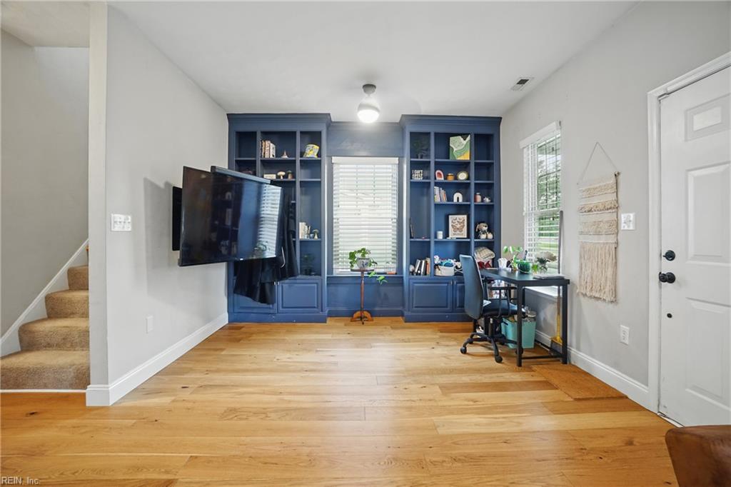 237 W 27th ST