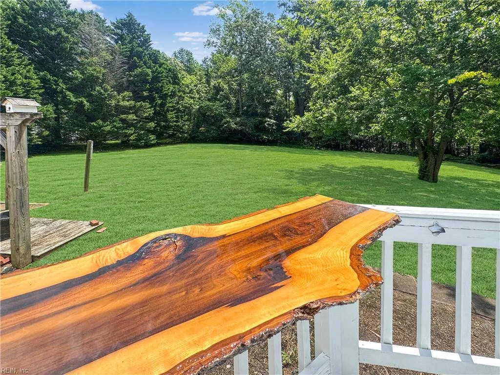 Gloucester, Virginia 23061, United States, 3 Bedrooms Bedrooms, ,3 BathroomsBathrooms,Residential,Active,189966