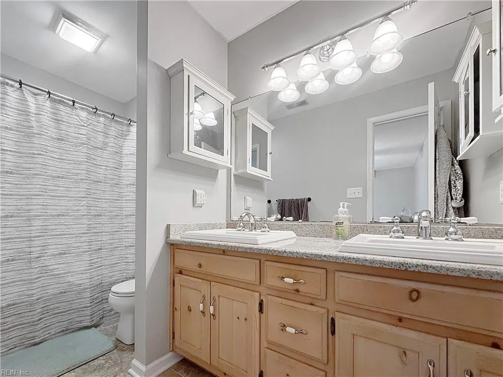 Gloucester, Virginia 23061, United States, 3 Bedrooms Bedrooms, ,3 BathroomsBathrooms,Residential,Active,189966