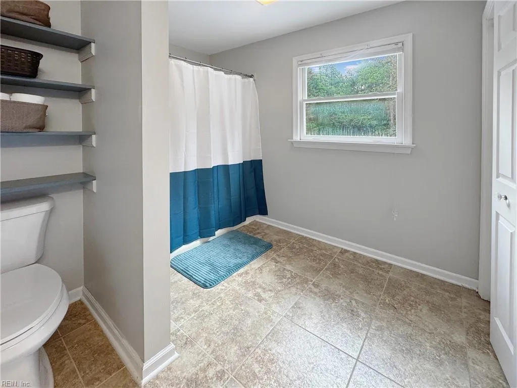 Gloucester, Virginia 23061, United States, 3 Bedrooms Bedrooms, ,3 BathroomsBathrooms,Residential,Active,189966