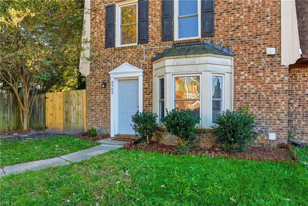 Photo of 3903 Kiwanis Court, Virginia Beach, VA 23456 (MLS # 10606744)
