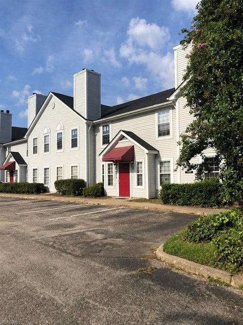 Photo for 351 Fort Worth AVE 101