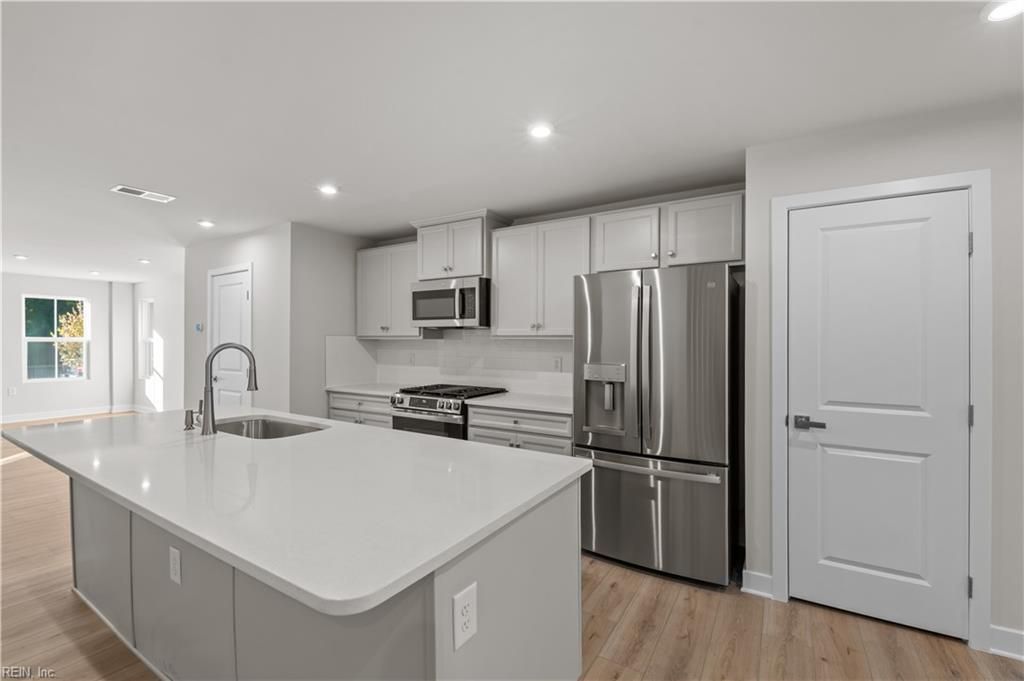 Photo of 5004 Winding Creek #2A, Williamsburg, VA 23188 (MLS # 10607837)