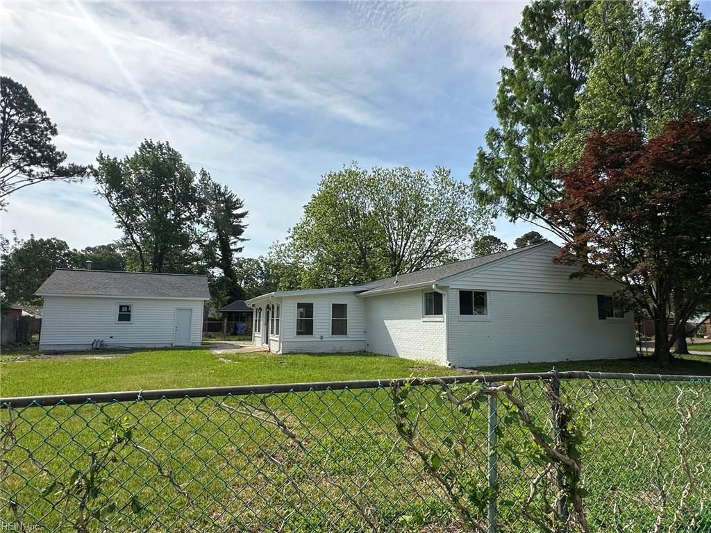 128 Ridgewood RD