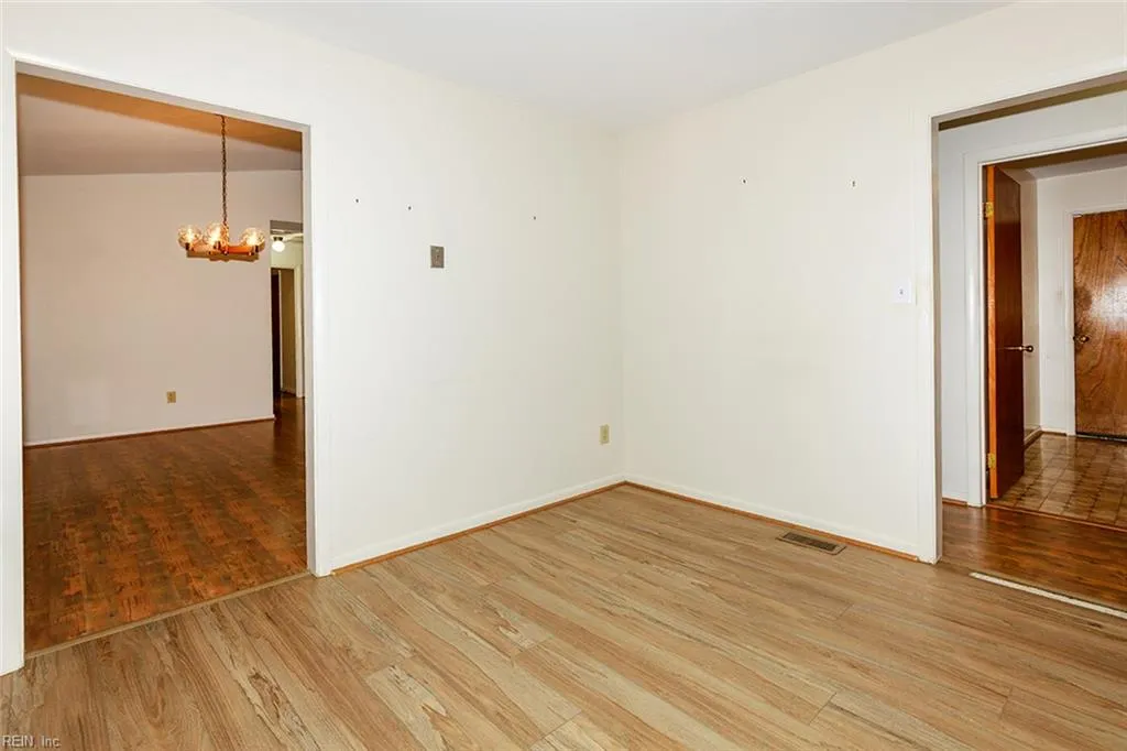 Newport News, Virginia 23602, United States, 3 Bedrooms Bedrooms, ,2 BathroomsBathrooms,Residential,Active,193703