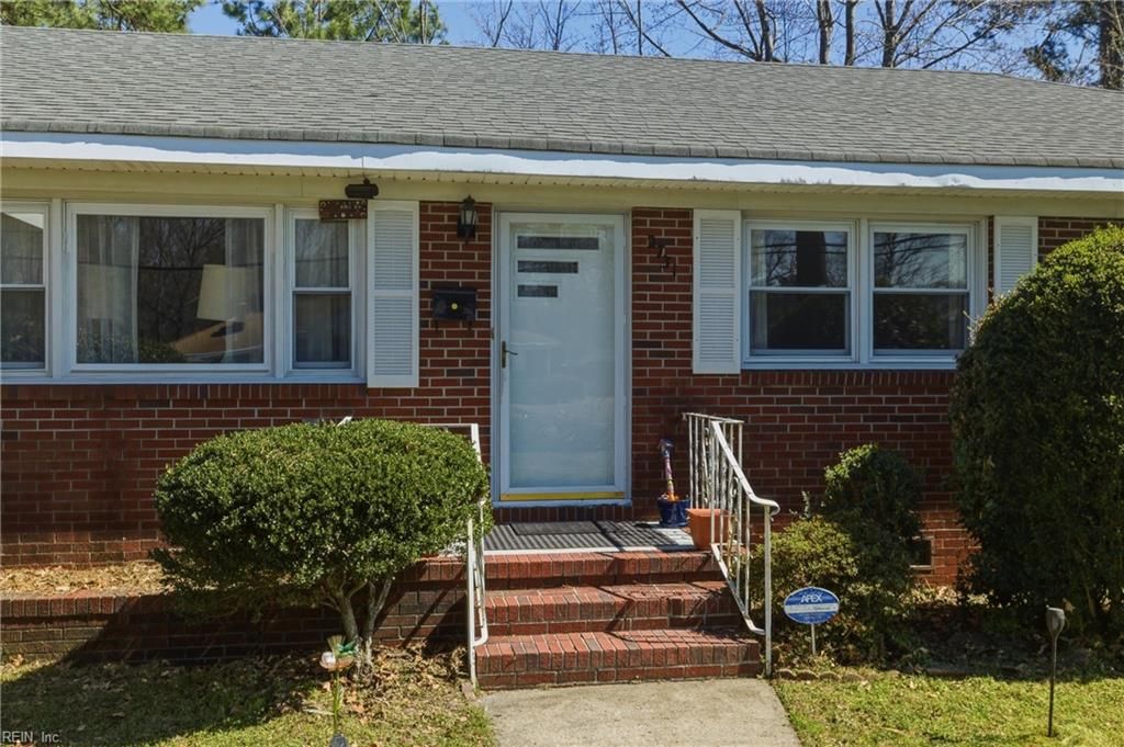 Photo of 2731 Rodgers Street, Chesapeake, VA 23324 (MLS # 10624379)