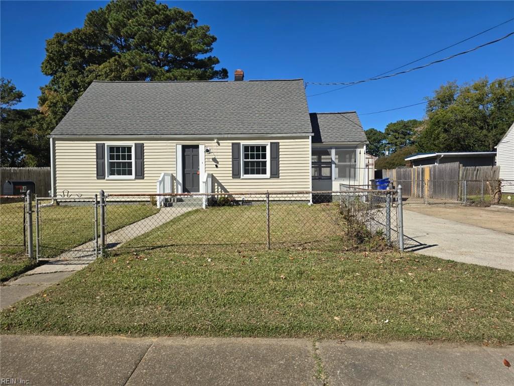 Photo of 94 Oregon Avenue, Portsmouth, VA 23701 (MLS # 10658903)