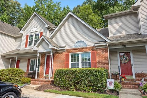 304 S Hill LN Chesapeake VA 23322