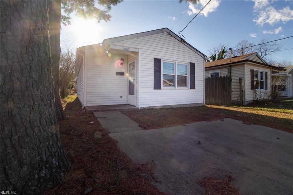 Photo of 1009 Bethel Ave Ave, Hampton, VA 23669 (MLS # 10628945)