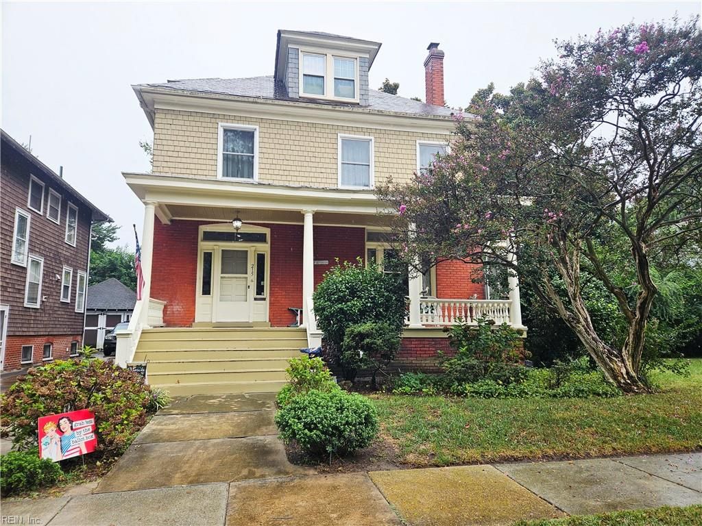 Photo of 215 E 39th Street, Norfolk, VA 23504 (MLS # 10621439)