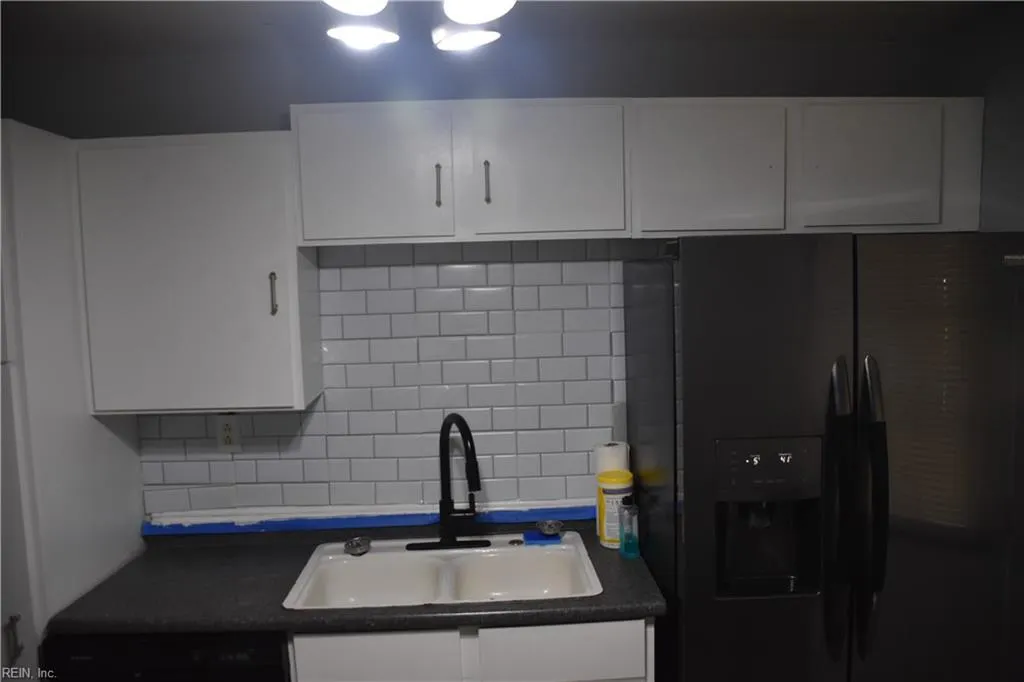 Norfolk, Virginia 23518, United States, 3 Bedrooms Bedrooms, ,2 BathroomsBathrooms,Residential,Pending,44108