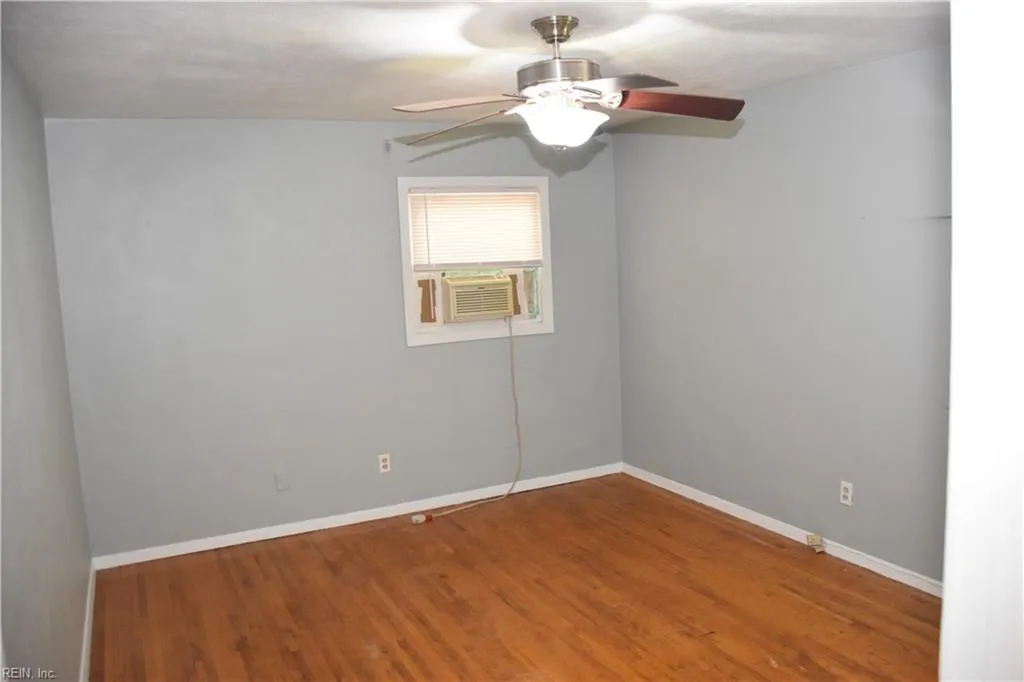 Norfolk, Virginia 23518, United States, 3 Bedrooms Bedrooms, ,2 BathroomsBathrooms,Residential,Pending,44108