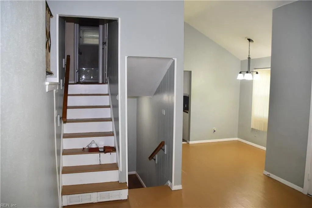 Norfolk, Virginia 23518, United States, 3 Bedrooms Bedrooms, ,2 BathroomsBathrooms,Residential,Pending,44108