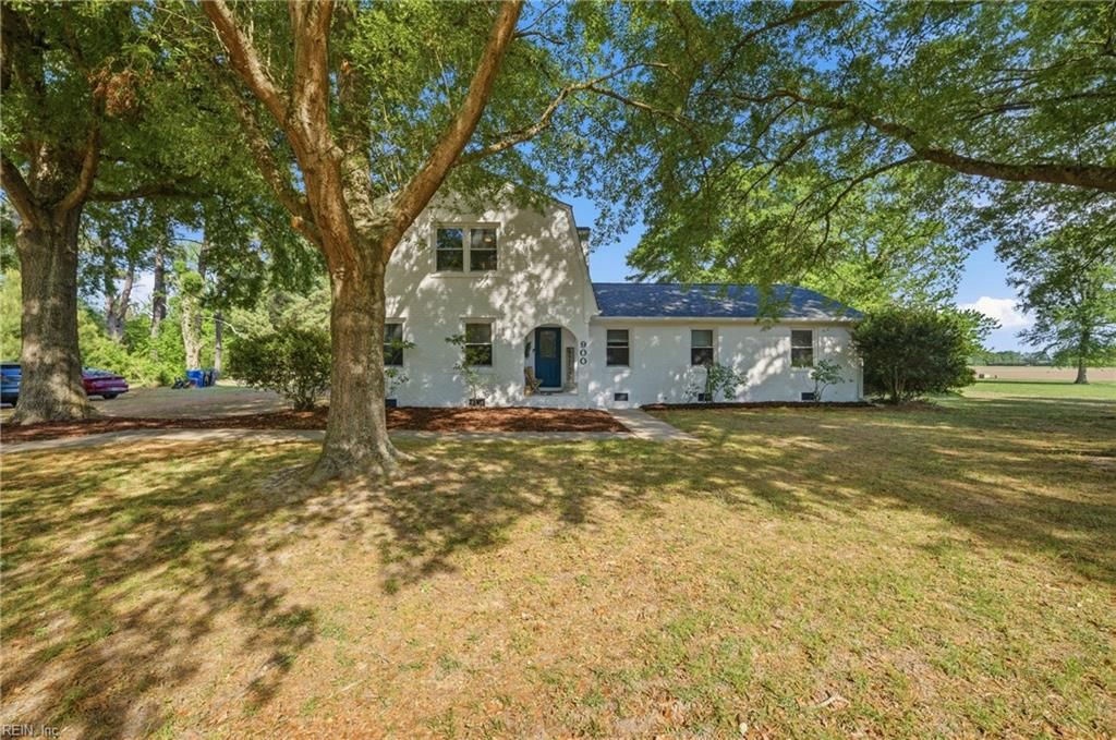 Photo of 900 Princess Anne Road, Virginia Beach, VA 23457 (MLS # 10630823)