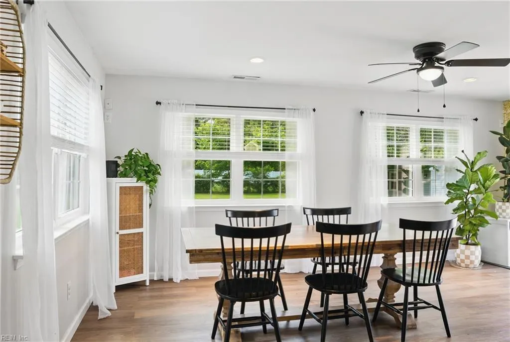 Chesapeake, Virginia 23323, United States, 3 Bedrooms Bedrooms, ,2 BathroomsBathrooms,Residential,Pending,135496