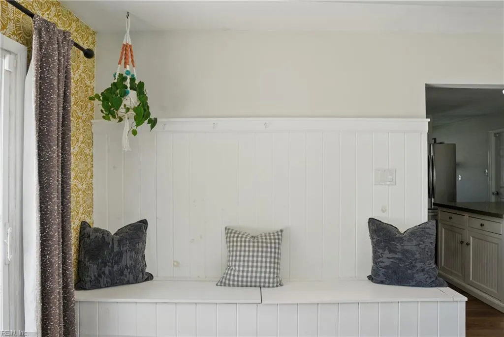 Chesapeake, Virginia 23323, United States, 3 Bedrooms Bedrooms, ,2 BathroomsBathrooms,Residential,Pending,135496