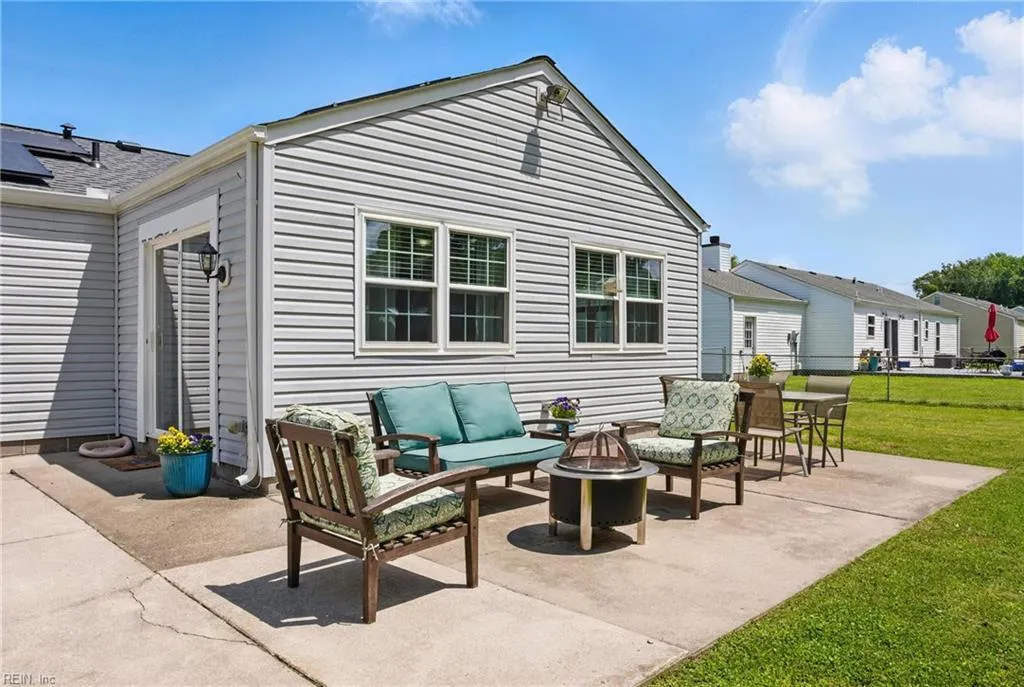 Chesapeake, Virginia 23323, United States, 3 Bedrooms Bedrooms, ,2 BathroomsBathrooms,Residential,Pending,135496