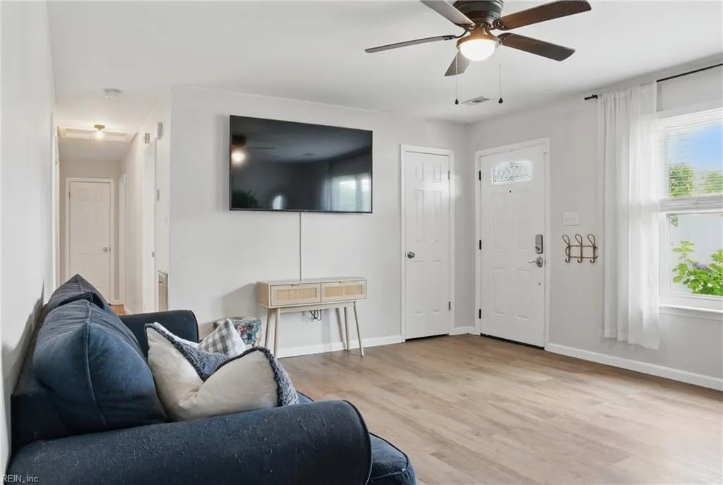 Chesapeake, Virginia 23323, United States, 3 Bedrooms Bedrooms, ,2 BathroomsBathrooms,Residential,Pending,135496