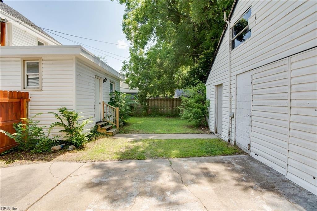 Photo of 53 Decatur Street, Portsmouth, VA 23702 (MLS # 10656299)