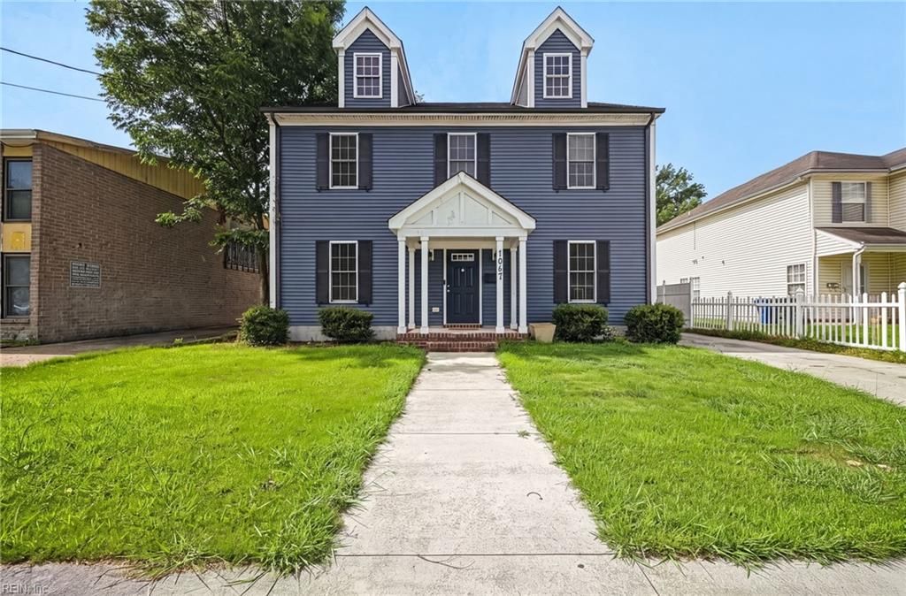Photo of 1047 W 36th Street, Norfolk, VA 23508 (MLS # 10644150)