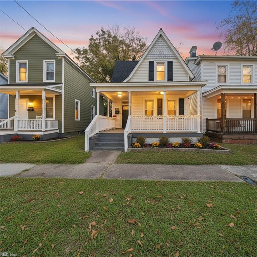 Photo of 2025 Holladay Street, Portsmouth, VA 23704 (MLS # 10618893)