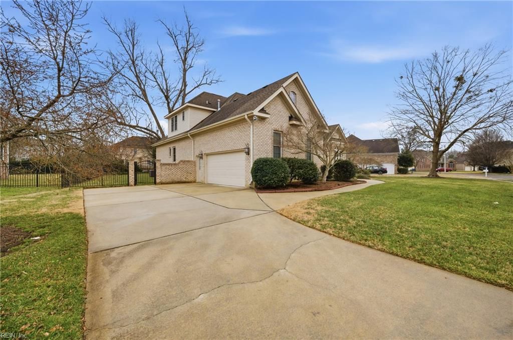 Photo of 211 Ravenna Course, Chesapeake, VA 23322 (MLS # 10619901)