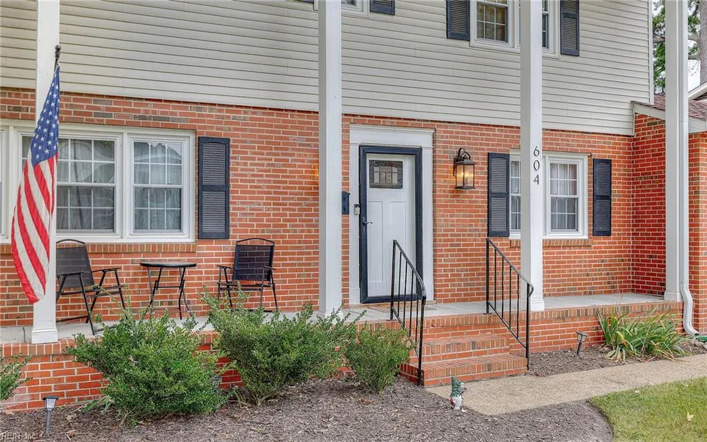 Virginia Beach, Virginia 23452, United States, 4 Bedrooms Bedrooms, ,3 BathroomsBathrooms,Residential,Active,208003