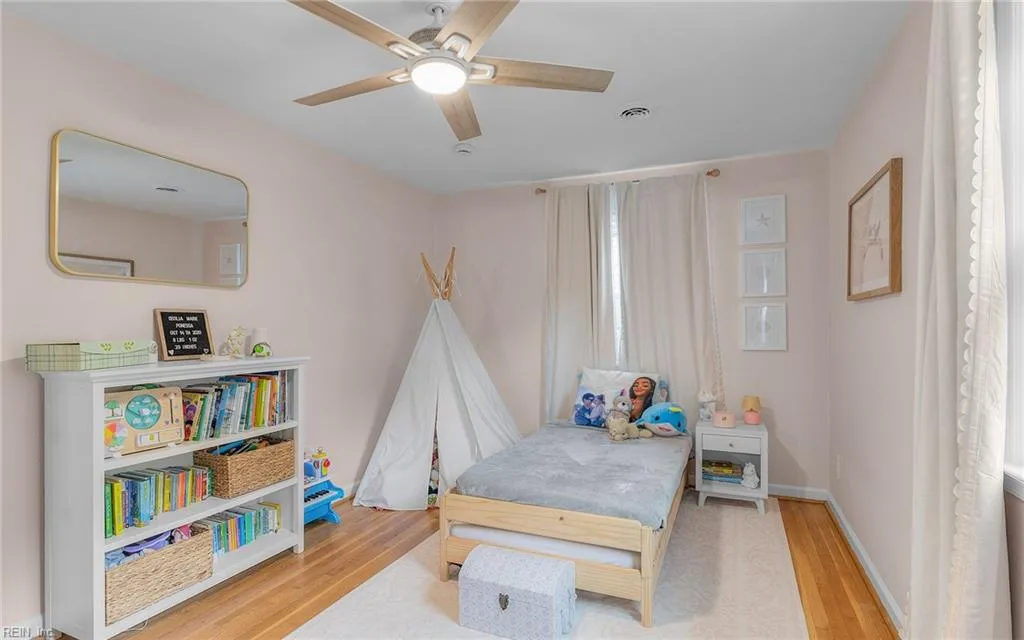 Virginia Beach, Virginia 23452, United States, 4 Bedrooms Bedrooms, ,3 BathroomsBathrooms,Residential,Active,208003