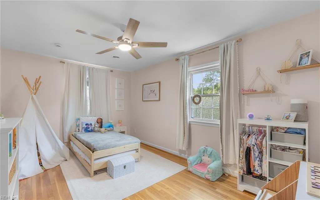 Virginia Beach, Virginia 23452, United States, 4 Bedrooms Bedrooms, ,3 BathroomsBathrooms,Residential,Active,208003