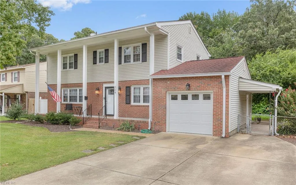 Virginia Beach, Virginia 23452, United States, 4 Bedrooms Bedrooms, ,3 BathroomsBathrooms,Residential,Active,208003