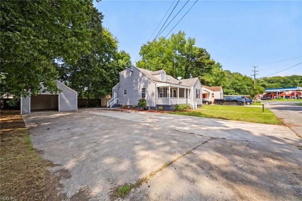 Photo of 2604 Elkhart Street, Chesapeake, VA 23323 (MLS # 10655711)