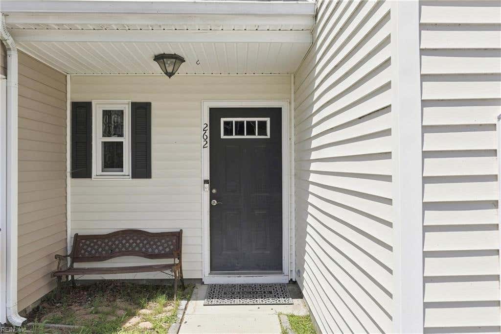 Photo of 262 Wexford Drive, Suffolk, VA 23434 (MLS # 10649975)
