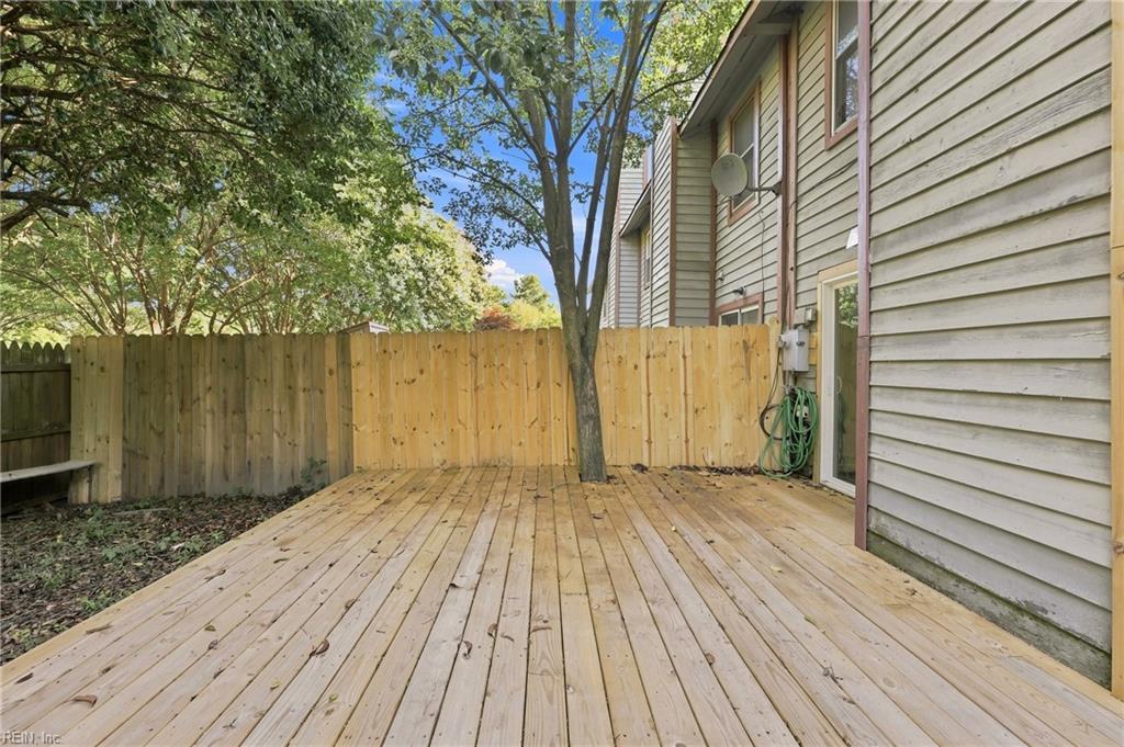 Photo of 1407 Woodscape Lane, Virginia Beach, VA 23462 (MLS # 10646928)