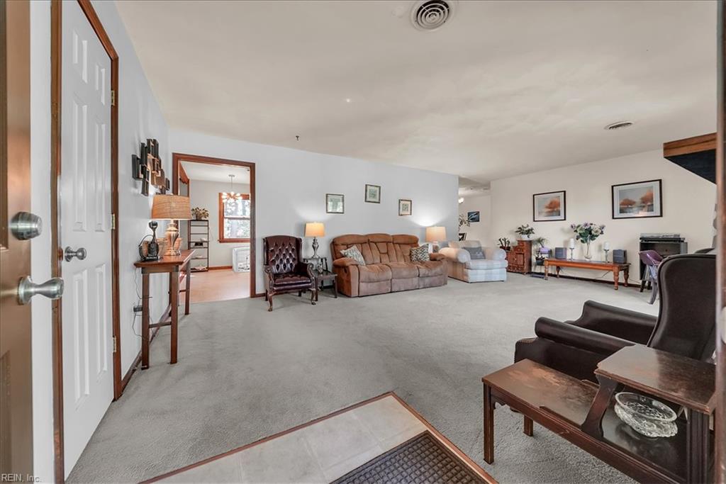 Photo of 5746 Burbank Court #801, Norfolk, VA 23502 (MLS # 10640016)