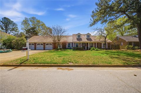 Photo of 2605 Admiral Drive, Virginia Beach, VA 23451 (MLS # 10633610)