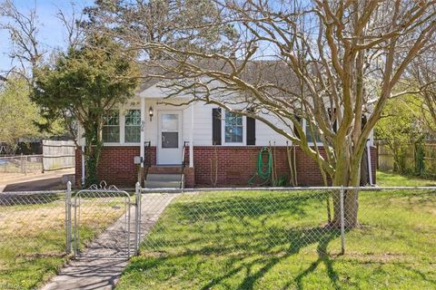 Photo of 606 Randolph Road, Newport News, VA 23605 (MLS # 10632075)
