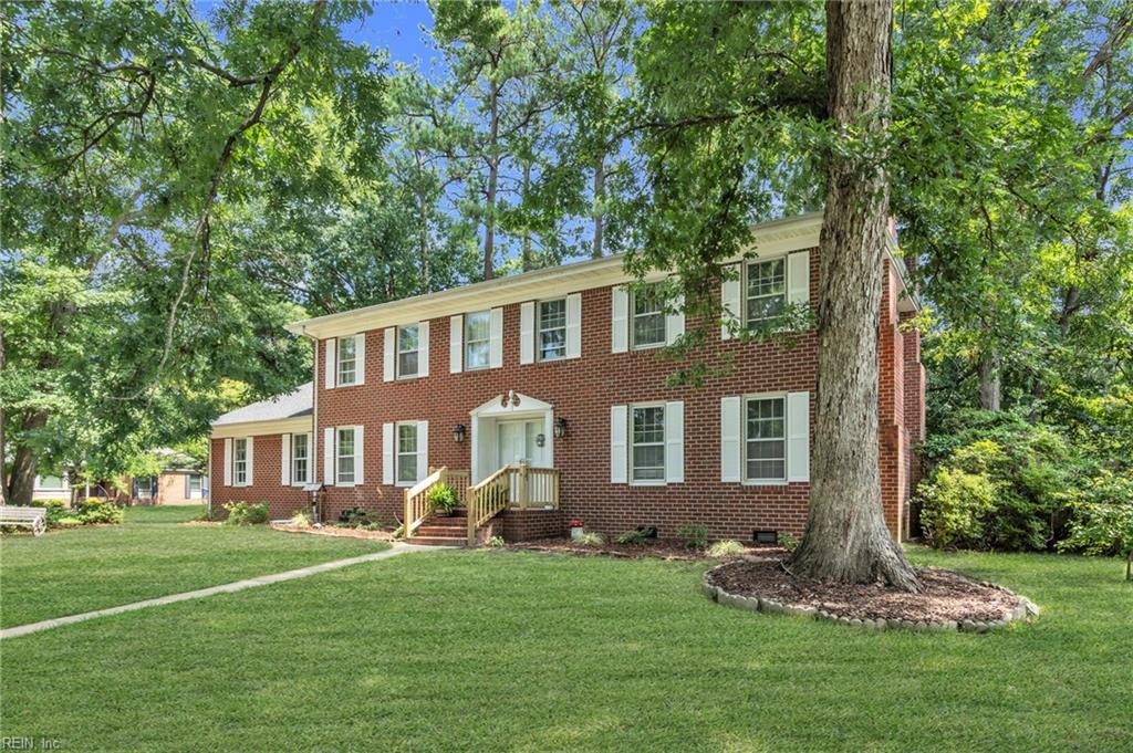 Photo of 2949 Prince Of Wales Drive, Chesapeake, VA 23321 (MLS # 10646268)