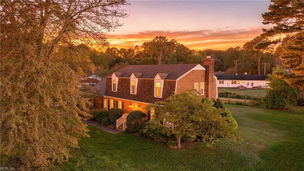 5105 Stratford Drive