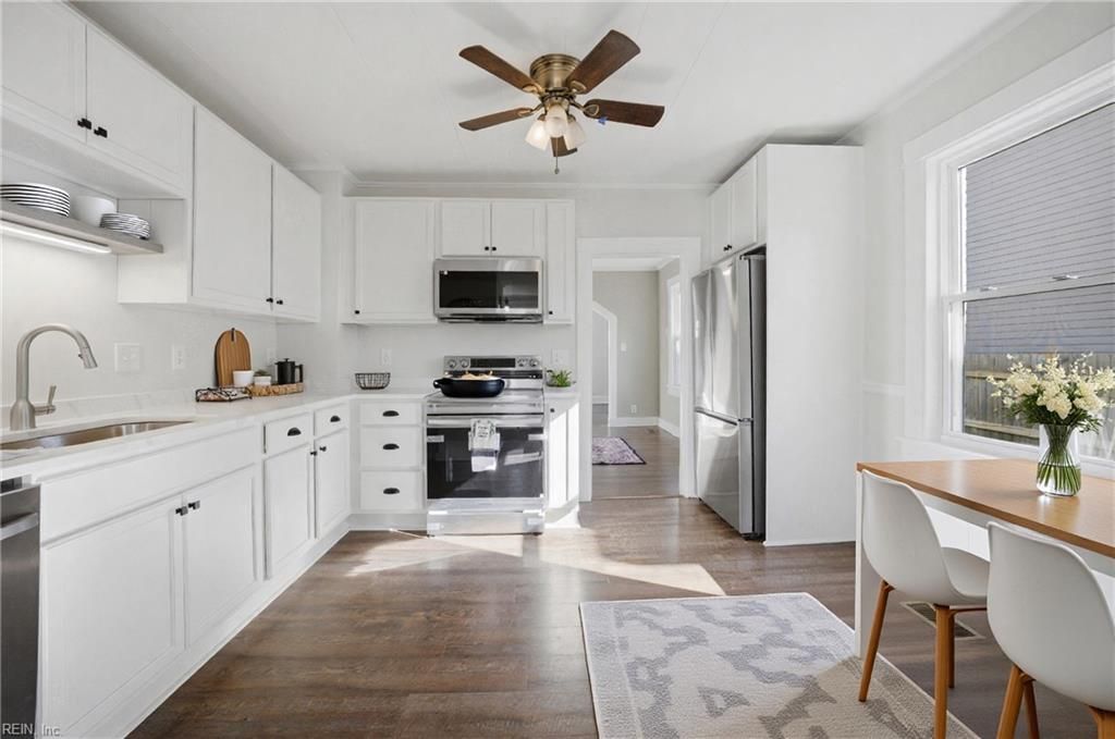 Photo of 2629 Greenwood Drive, Portsmouth, VA 23702 (MLS # 10627056)