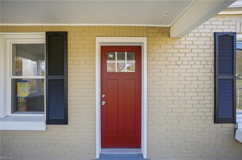 Photo of 2629 Greenwood Drive, Portsmouth, VA 23702 (MLS # 10627056)