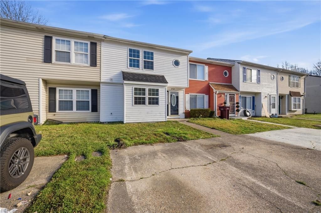 Photo of 2722 Janice Lynn Ct Ct, Chesapeake, VA 23323 (MLS # 10624517)