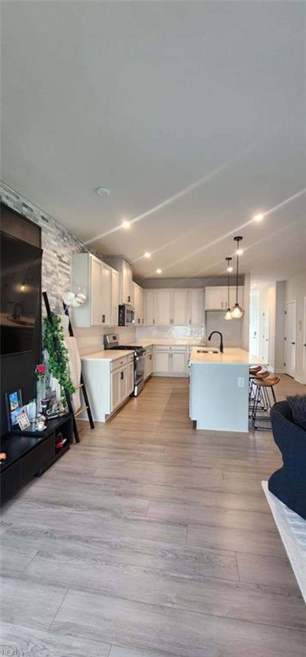 Photo of 1607 Songbird Lane, Chesapeake, VA 23323 (MLS # 10641328)